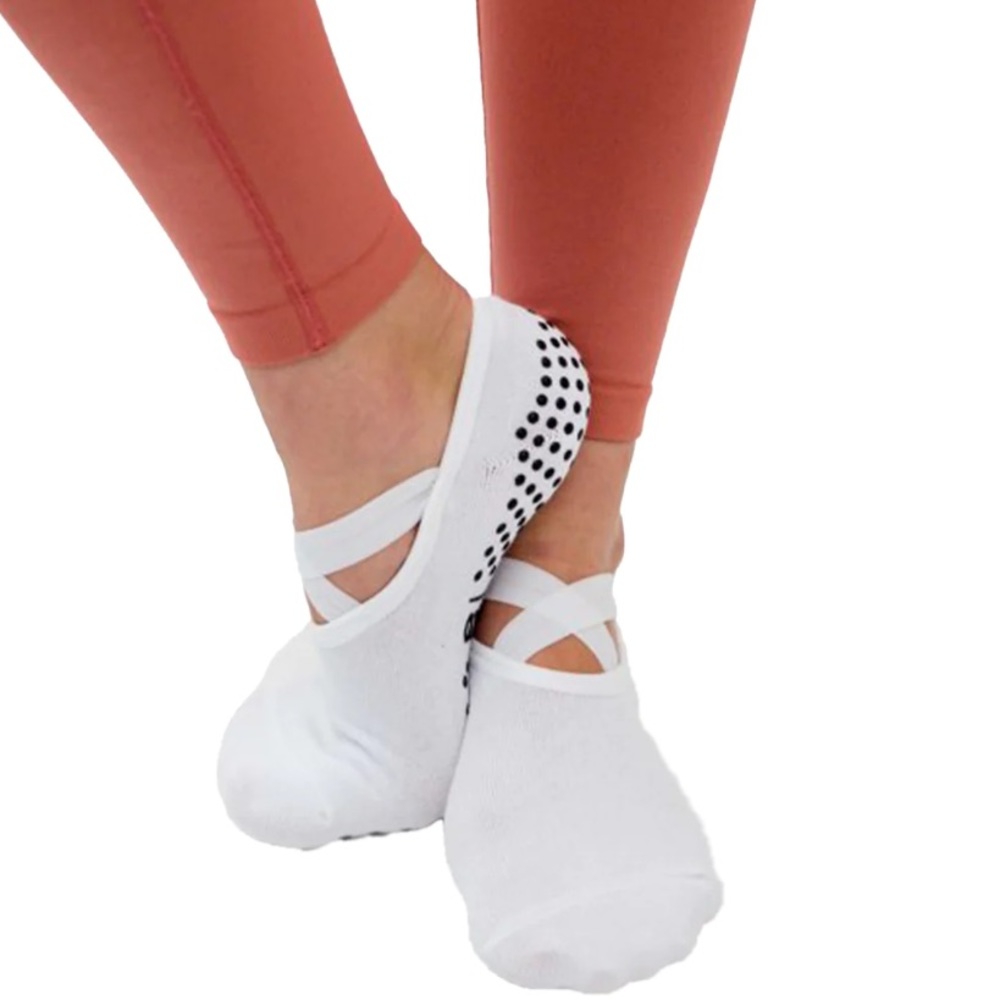 NWOT SOCK-IT & CO White Ballet Grip Socks.For Pilates, Yoga & Studio